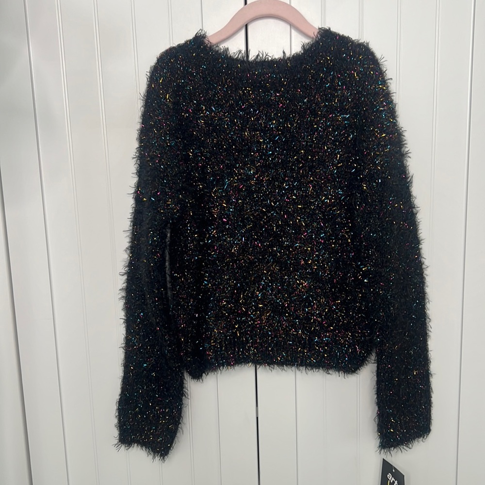 New fuzzy sweater with black with colorful thread woven through